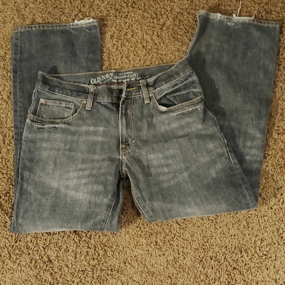31” true to size. I normally wear 31” in ON but I’m a 33” & these don’t fit me.